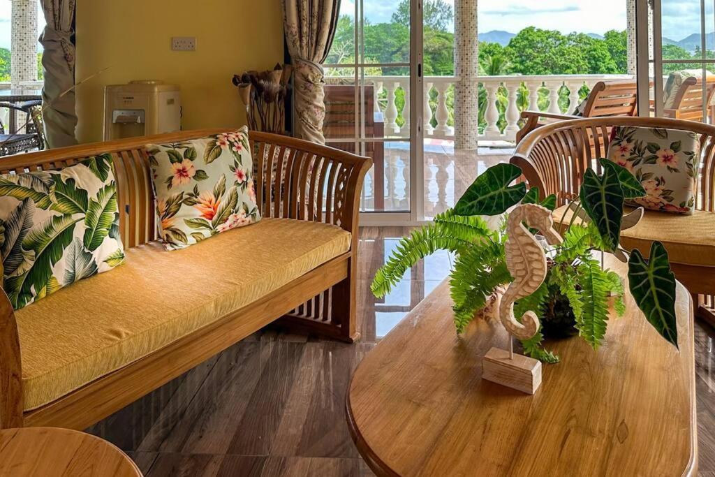 La Villa Hortensia 3 - 8 Personnes La Digue Exterior foto